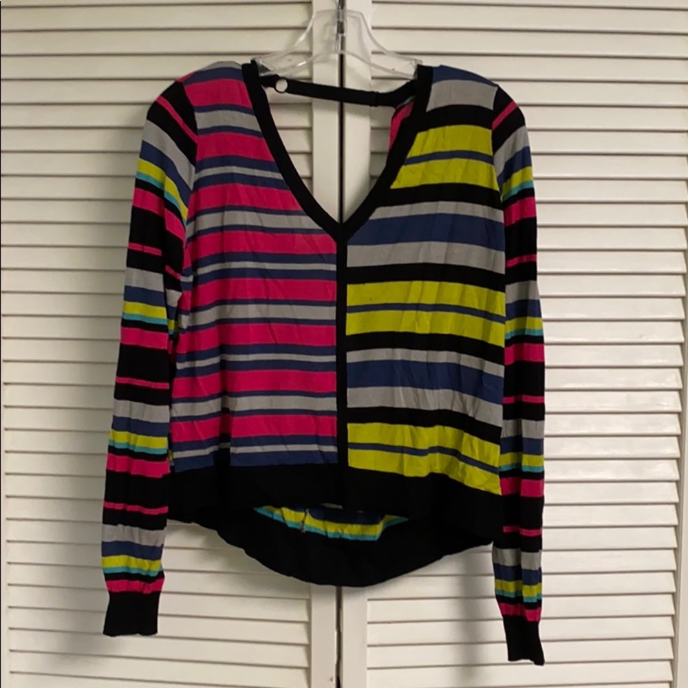 BCBG lightweight scoop back cardigan size m